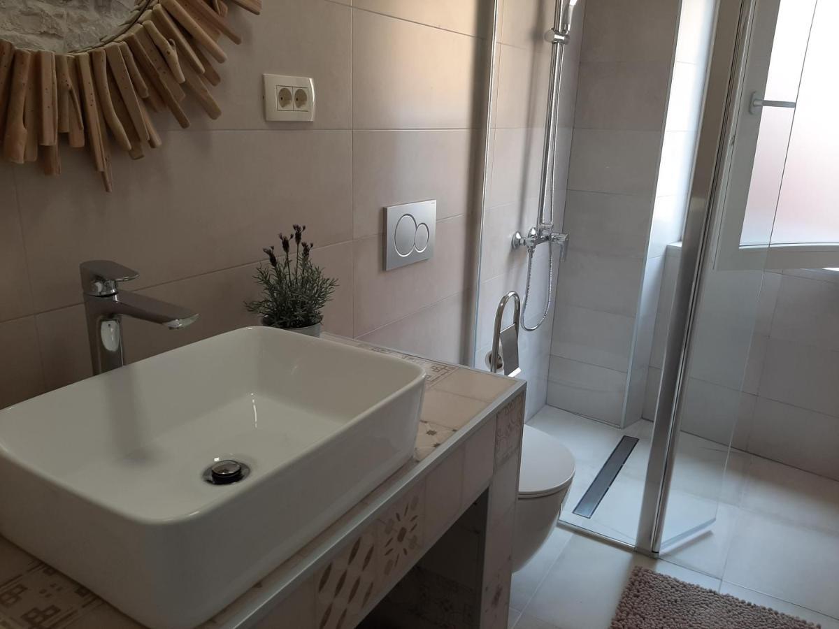 Apartment Lino - City Center Rovinj Buitenkant foto